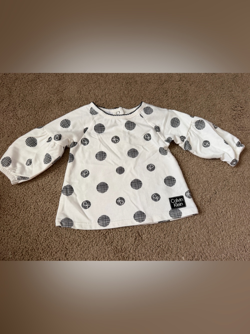 Girls Size 3-6 Months Calvin Klein Black White Logo Dot Shirt Top Adorable